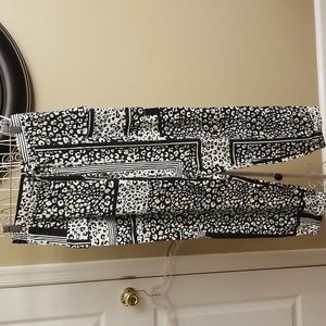 Mags & Pye rayon joggers. Size small. Like new condition.